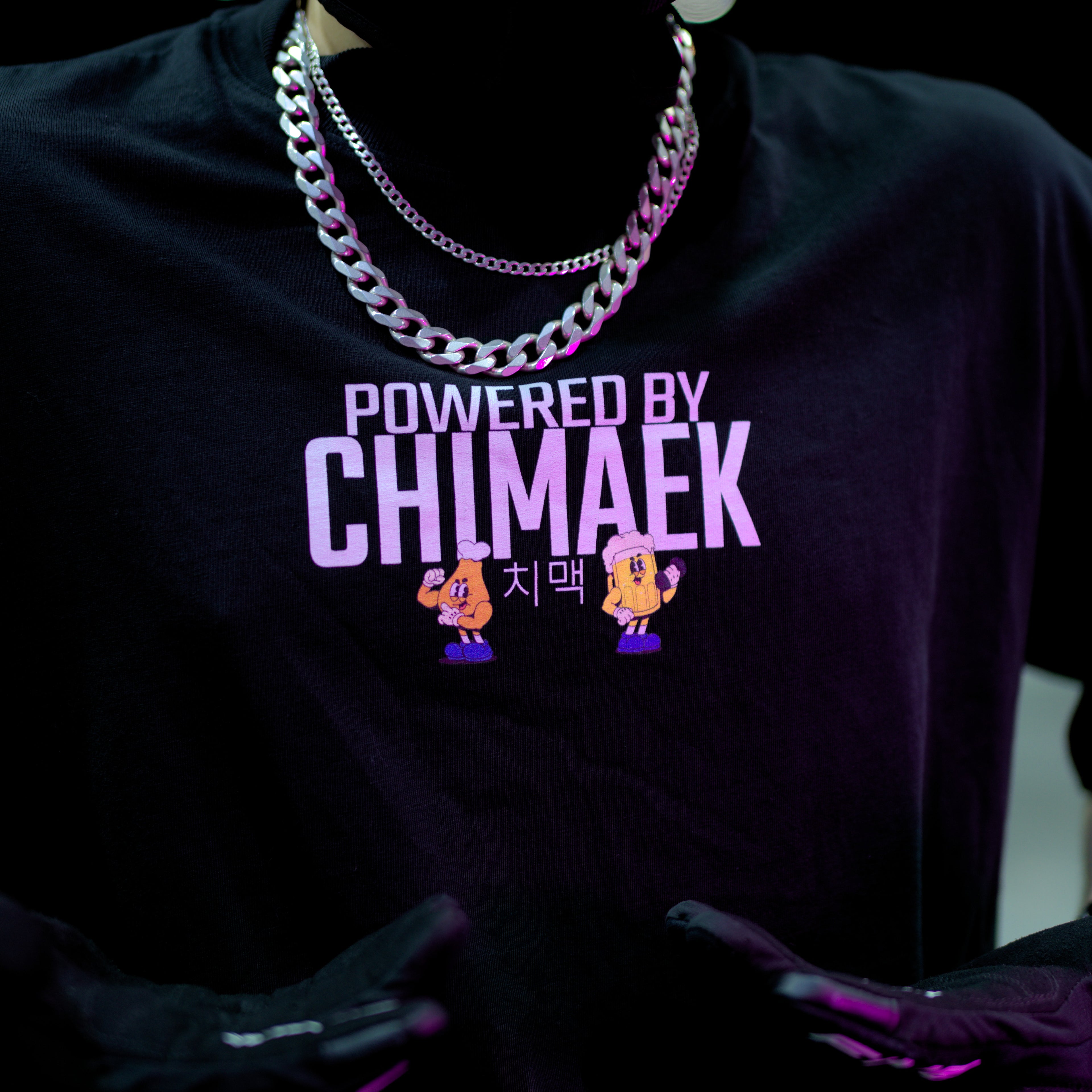 POWERED BY CHIMAEK (CHICKEN & BEER) 치맥 - OVERSIZED TEE | SHRED THREADS